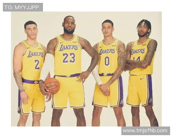 篮网队新赛季目标明确 全力冲击总冠军背后的战略布局与关键球员分析